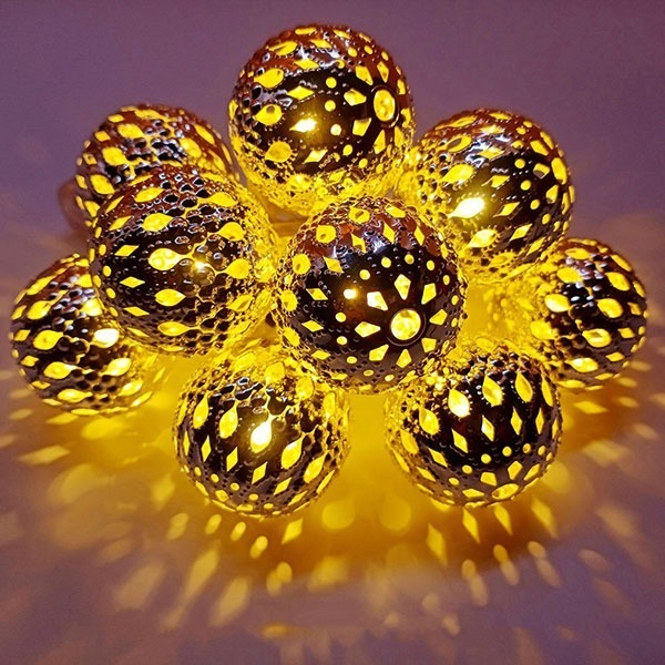 Solar Moroccan Ball Lights warm white golden
