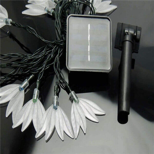 Solar four leaf flower string lights 5